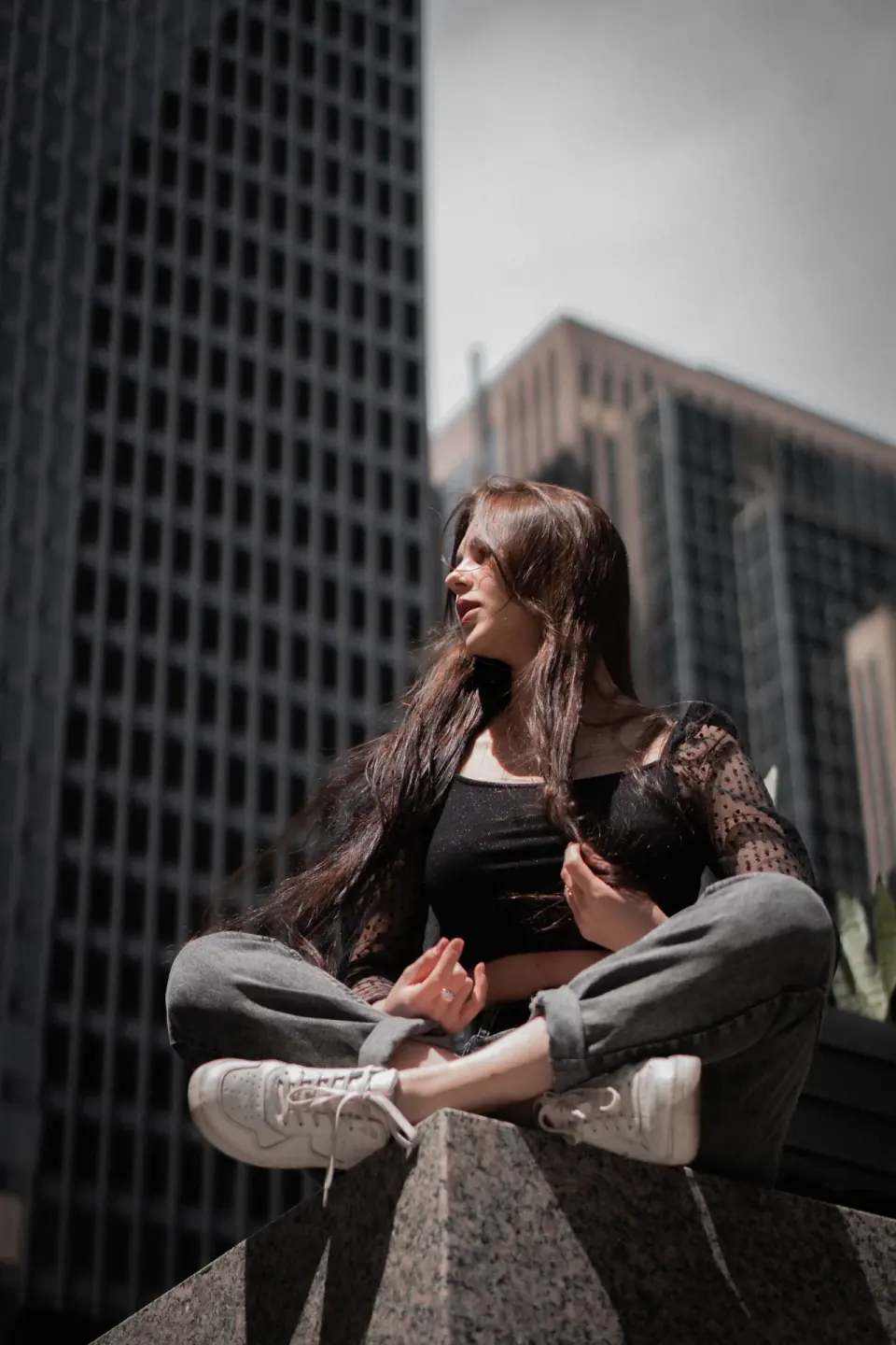 Di 4. Portraits, editorial, available light.