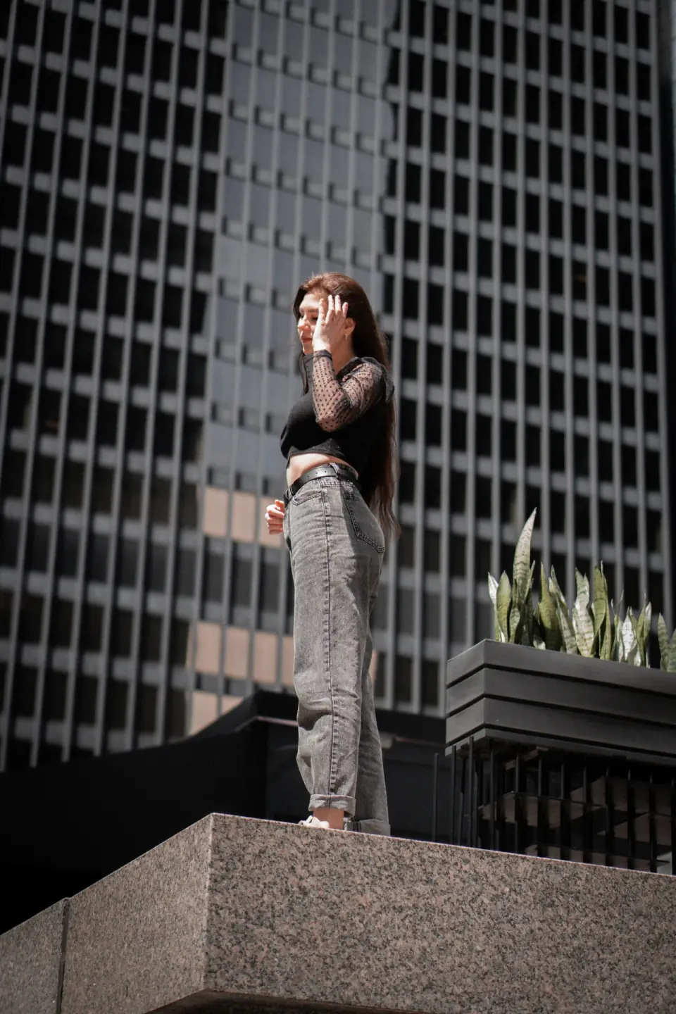 Di N 1. Portraits, editorial, available light.