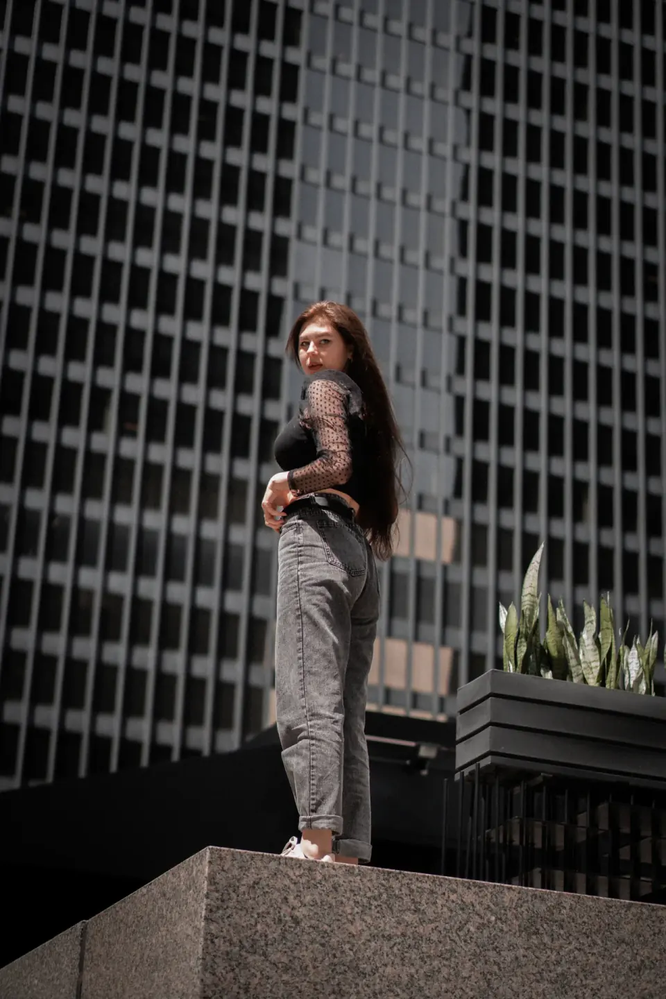 Di N 2. Portraits, editorial, available light.