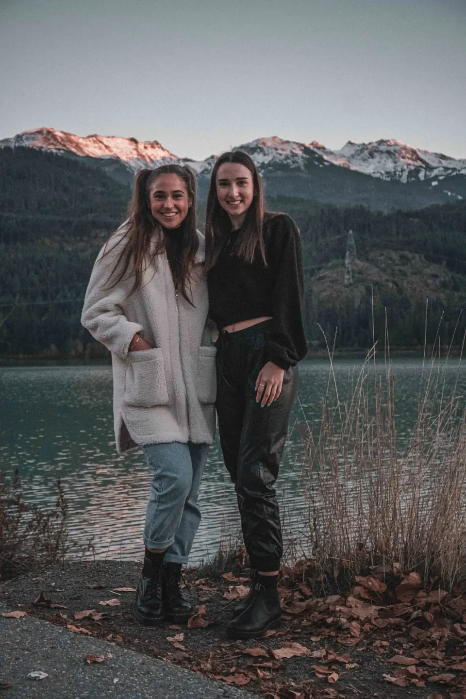 Girls Mountain1. Portraits, editorial, available light.
