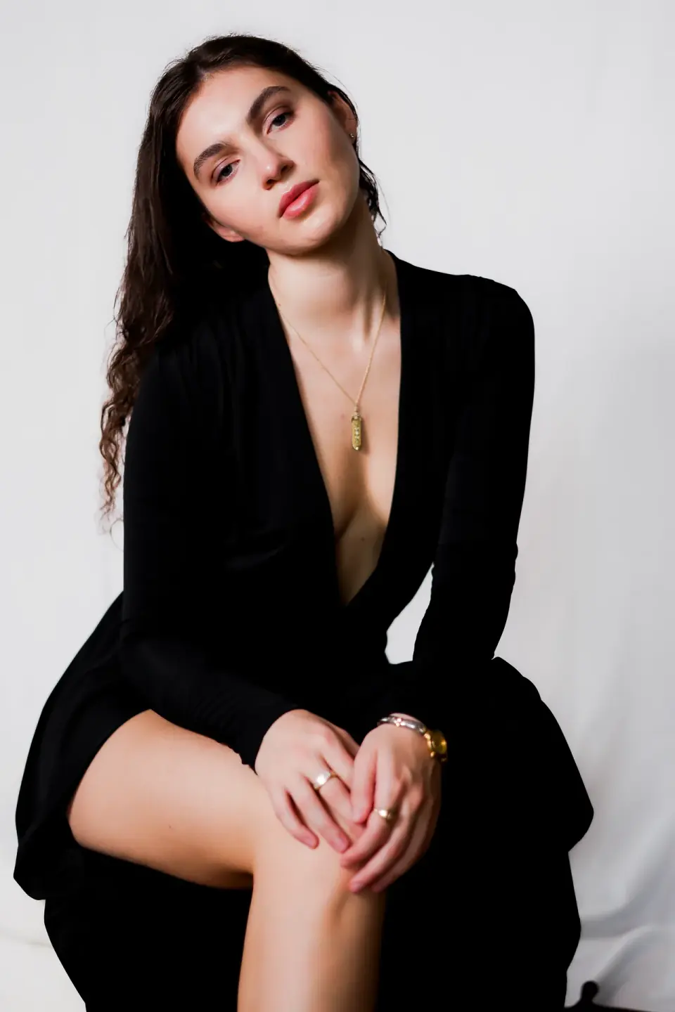 Leeza 07. Portraits, editorial, available light.